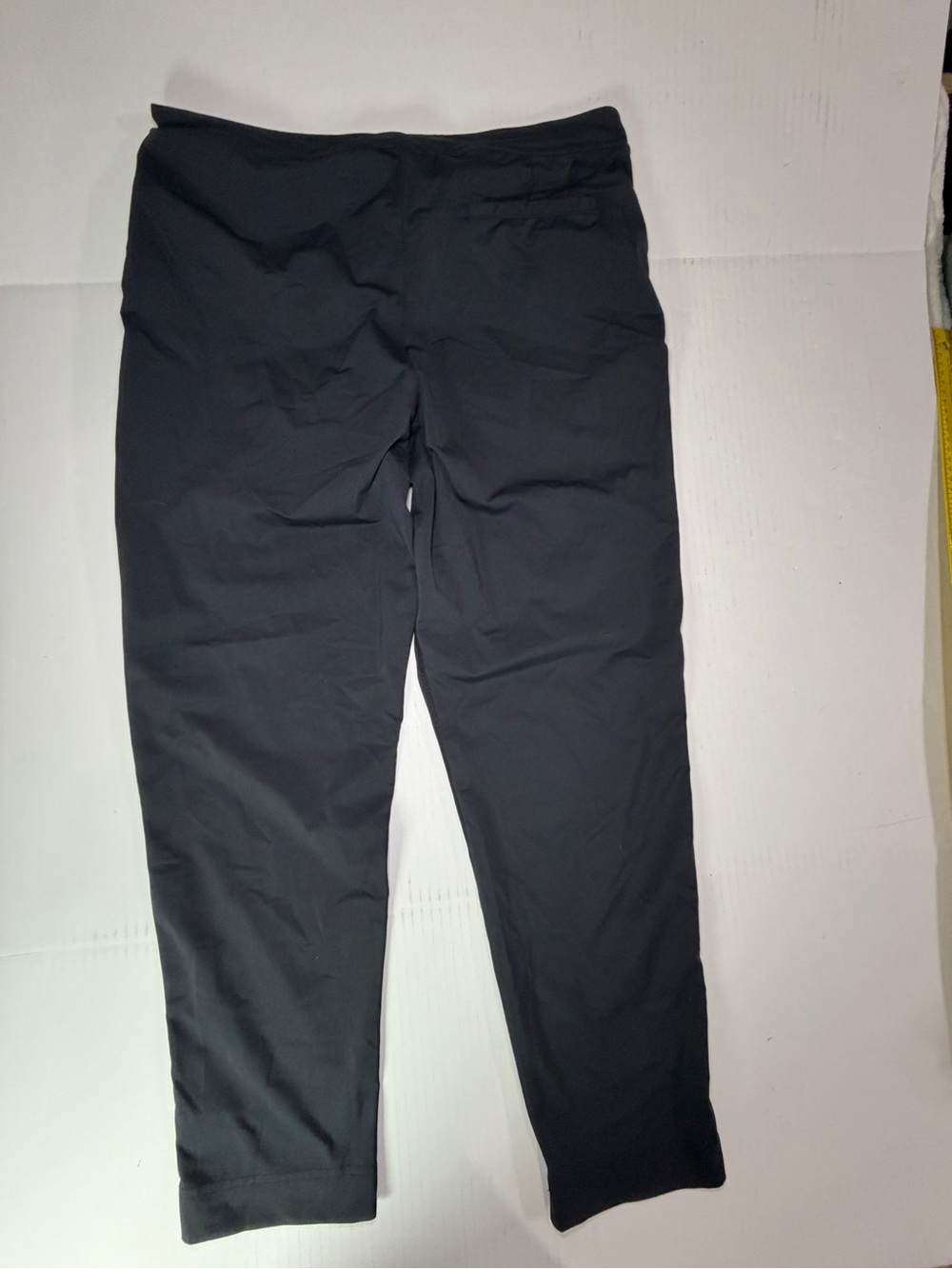 Women’s Black Slim Pull-On Jogger Pants cropped